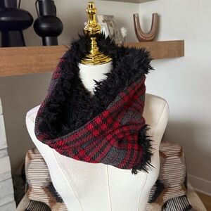 Cowl Neck Flannel Reversible Scarf